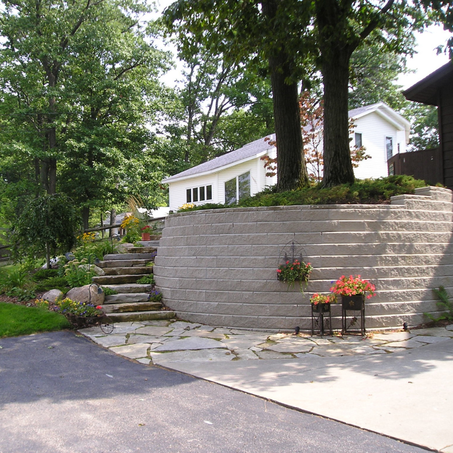 Retaining wall Hardscape